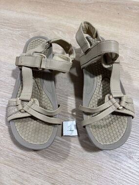 BareTraps Beige Strappy Comfort Sandals
